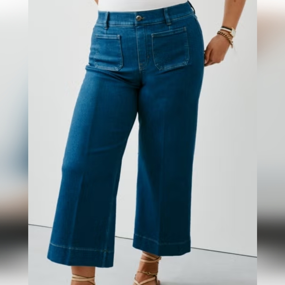 SPANX EVERYWHERE WIDE LEG DENIM JEANS. PATCH POCKET SZ LARGE Cropped